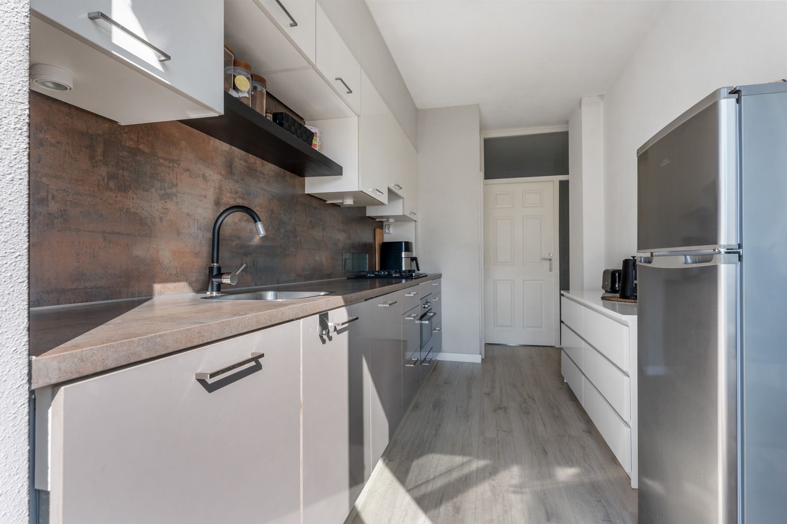 Foto 15 van Weegschaal 16