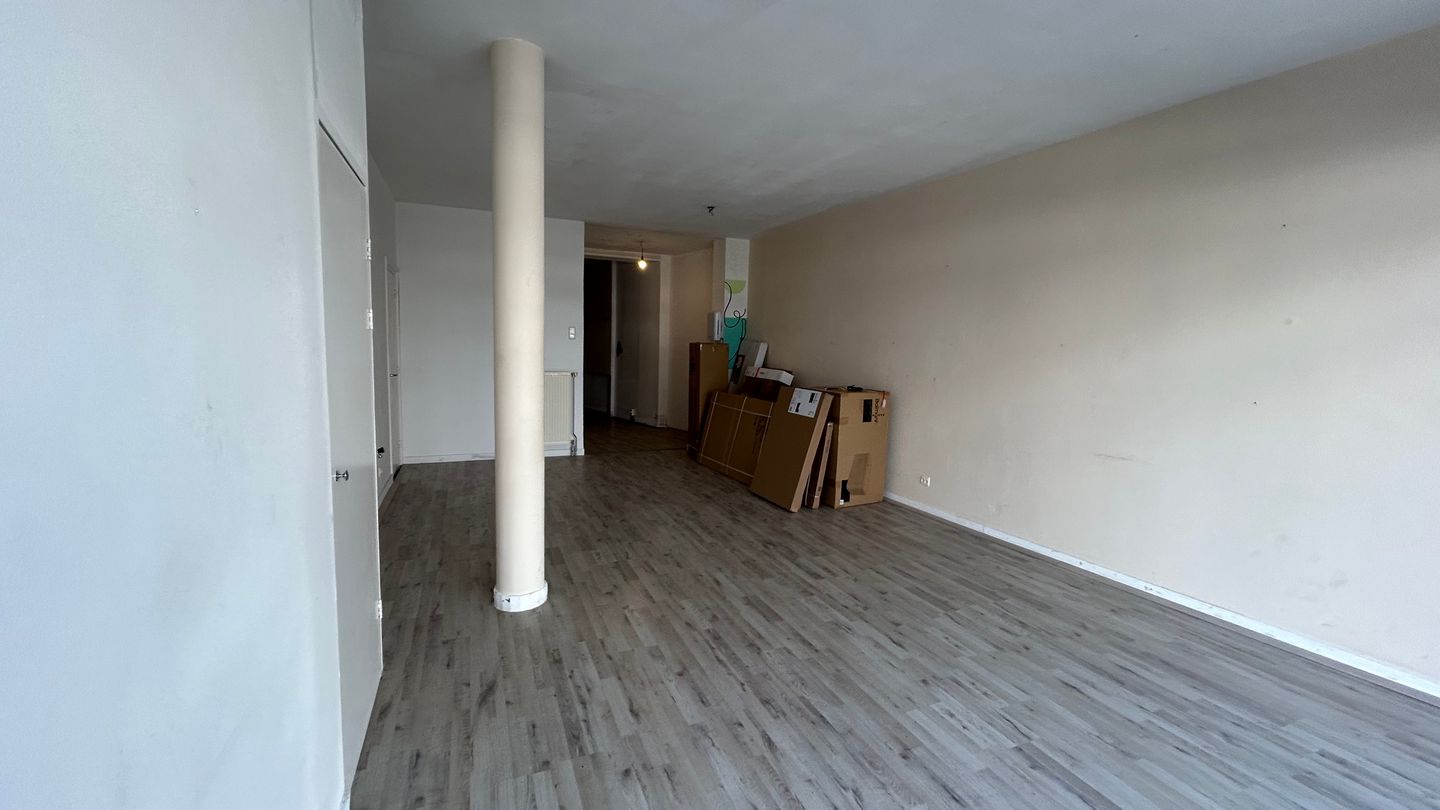 Bekijk foto 4 van Raadhuisplein 14