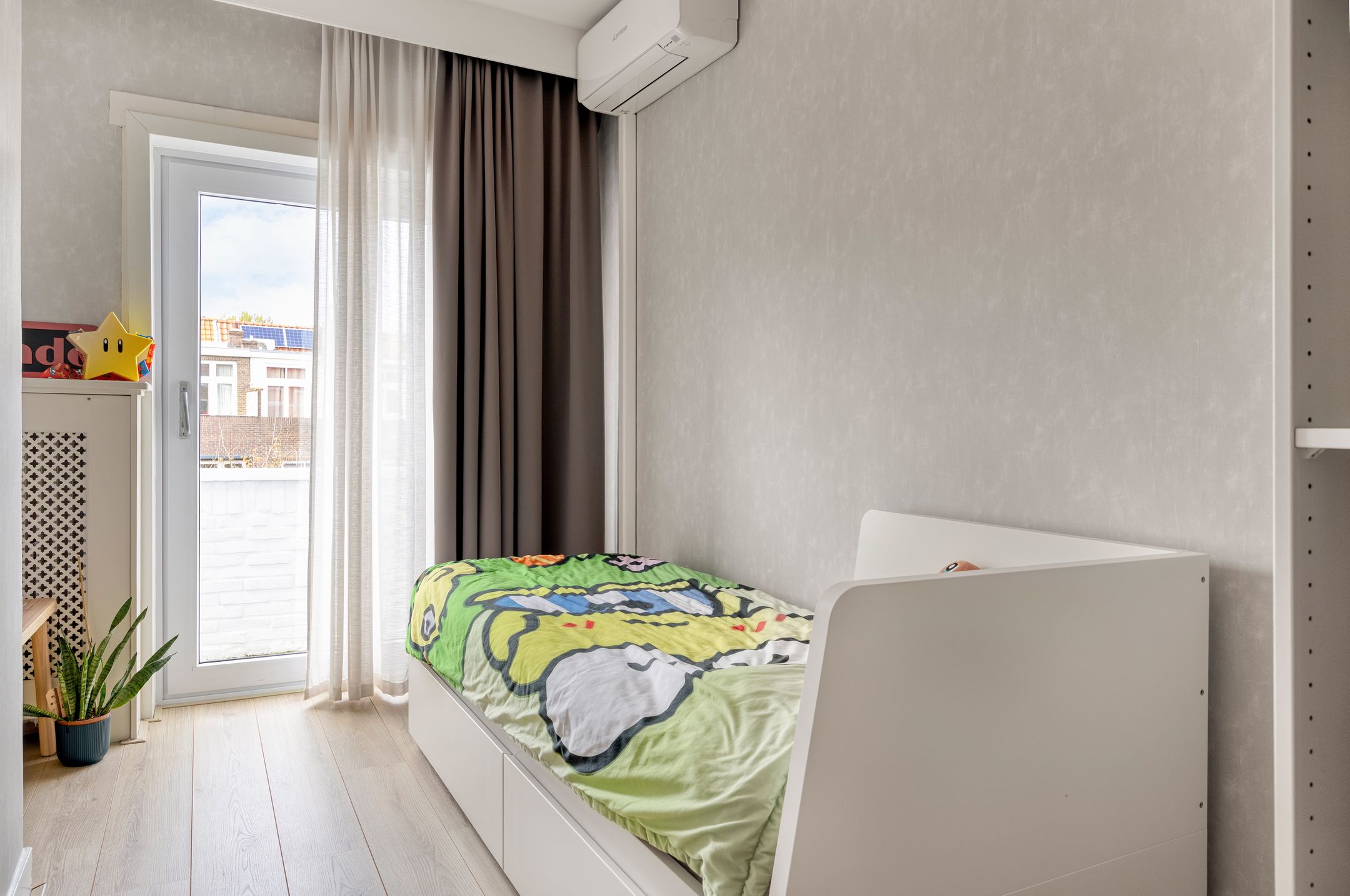 Foto 27 van Van Diepenburchstraat 134