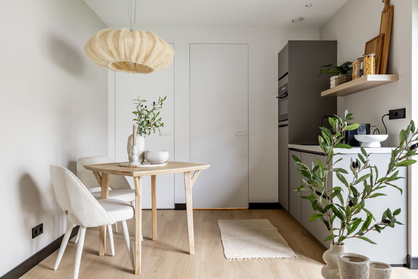 Photo 35 of Kostverlorenstraat 36