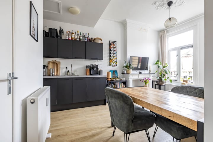 Photo 2 of Nieuwe Boteringestraat 25-B