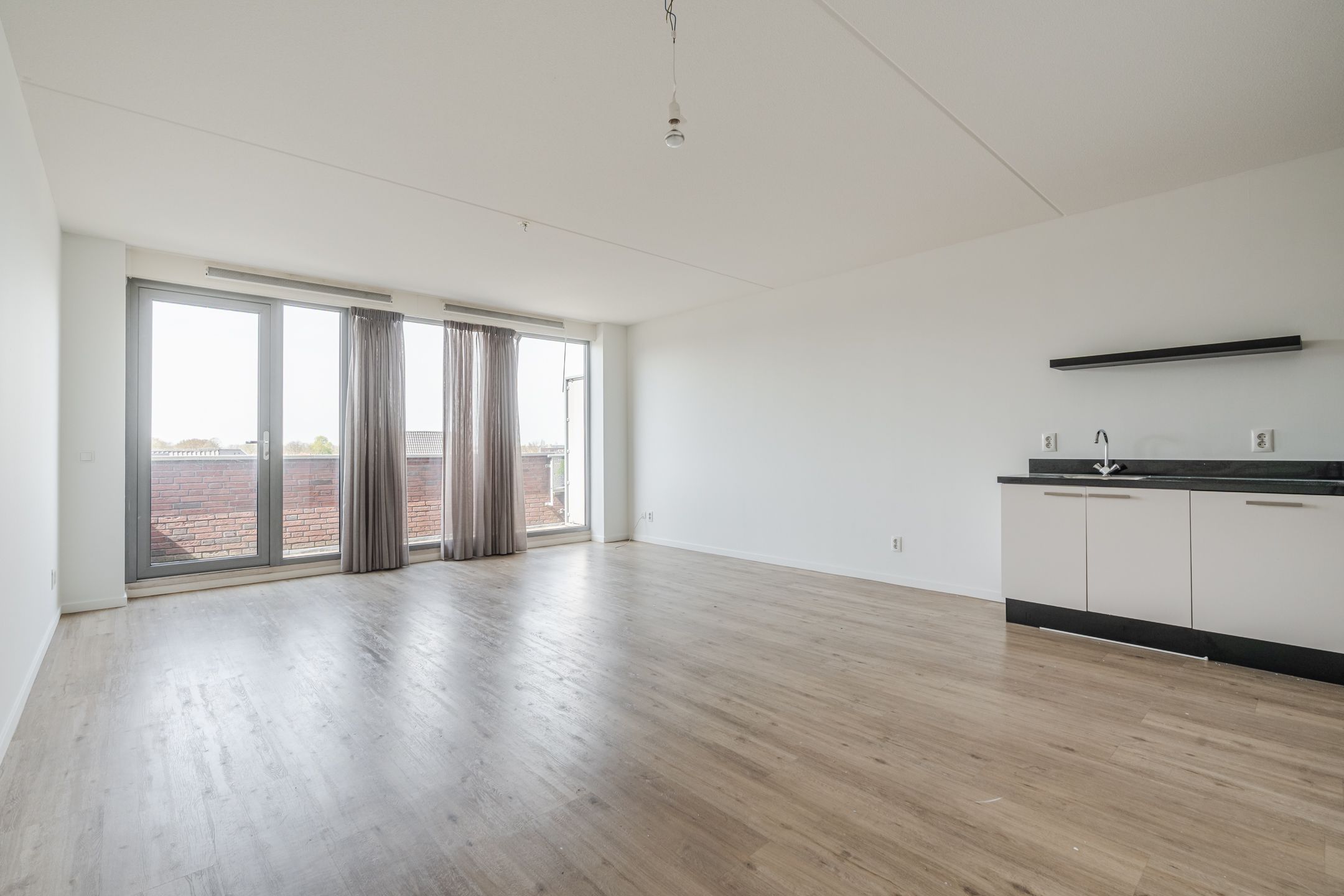 Photo 15 of Eindhovenseweg 104-B