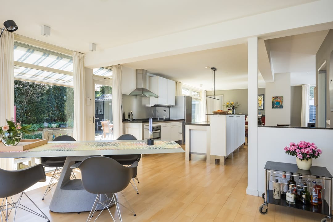 Extended semi-bungalow with garage and landscaped garden near Lochemse Berg — 23