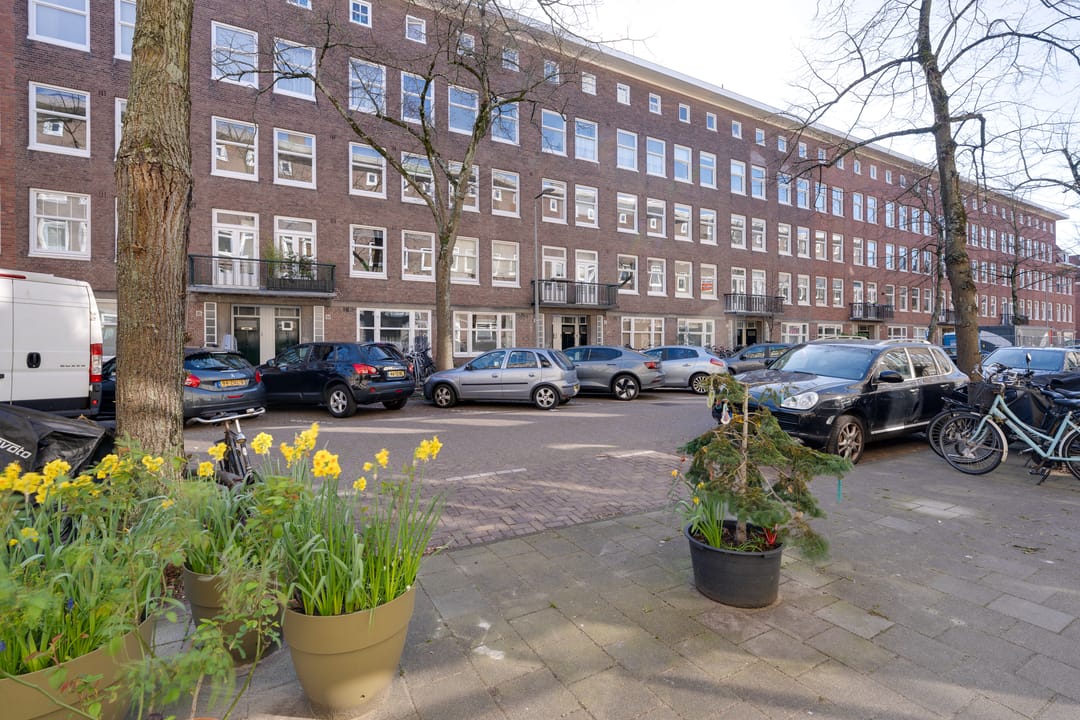 Photo 28 of Orteliusstraat 112-H