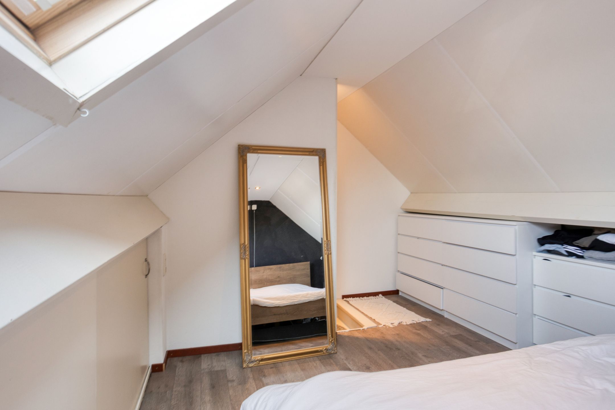 Photo 15 of Veerstraat 10-E