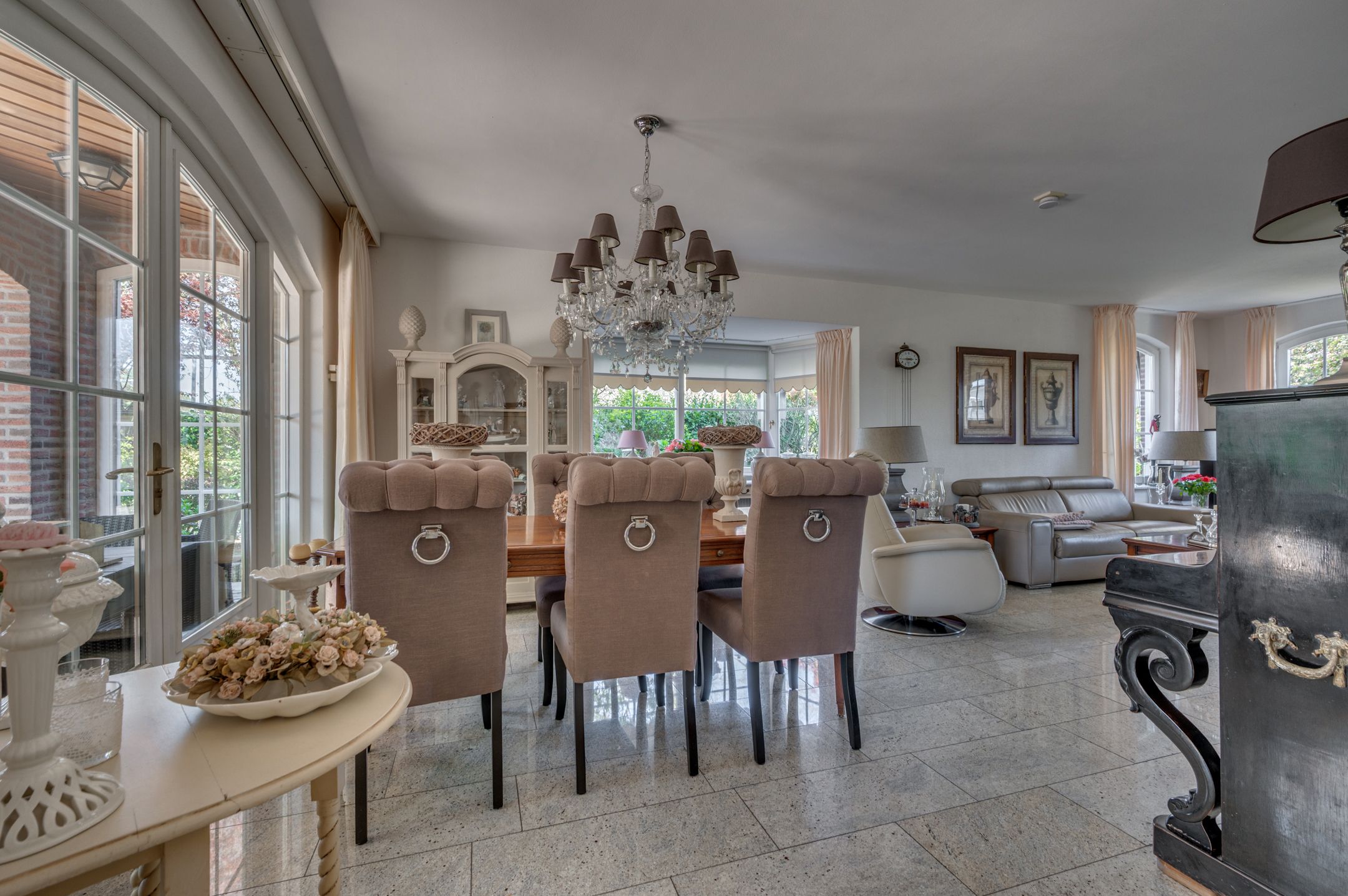 Photo 6 of van Swietenstraat 2