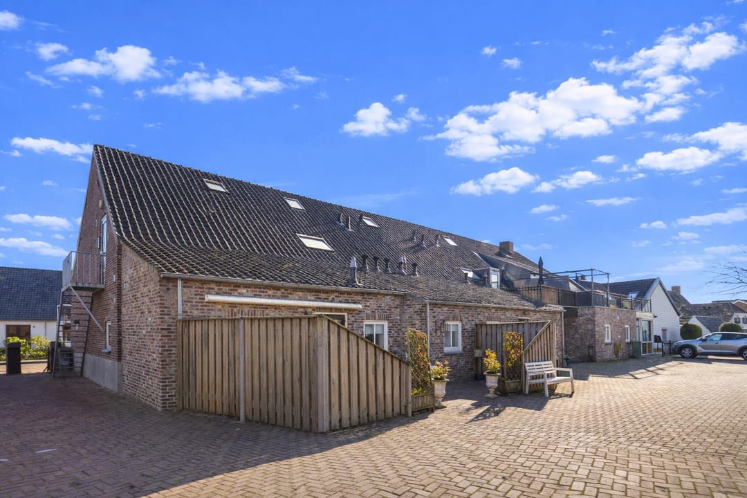 Photo 22 of Veerstraat 10-E