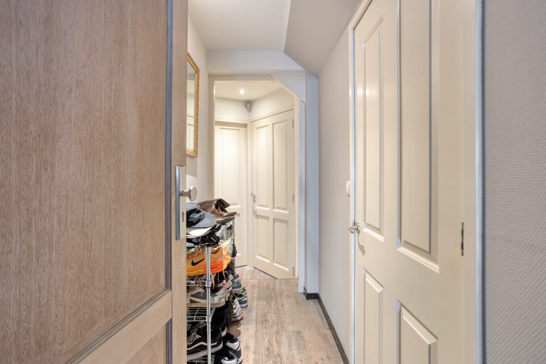 Photo 16 of Veerstraat 10-E