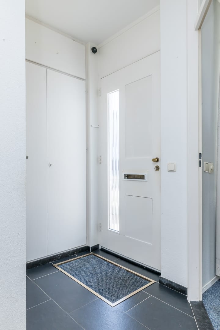 Foto 4 van Gouverneur Kremersstraat 1