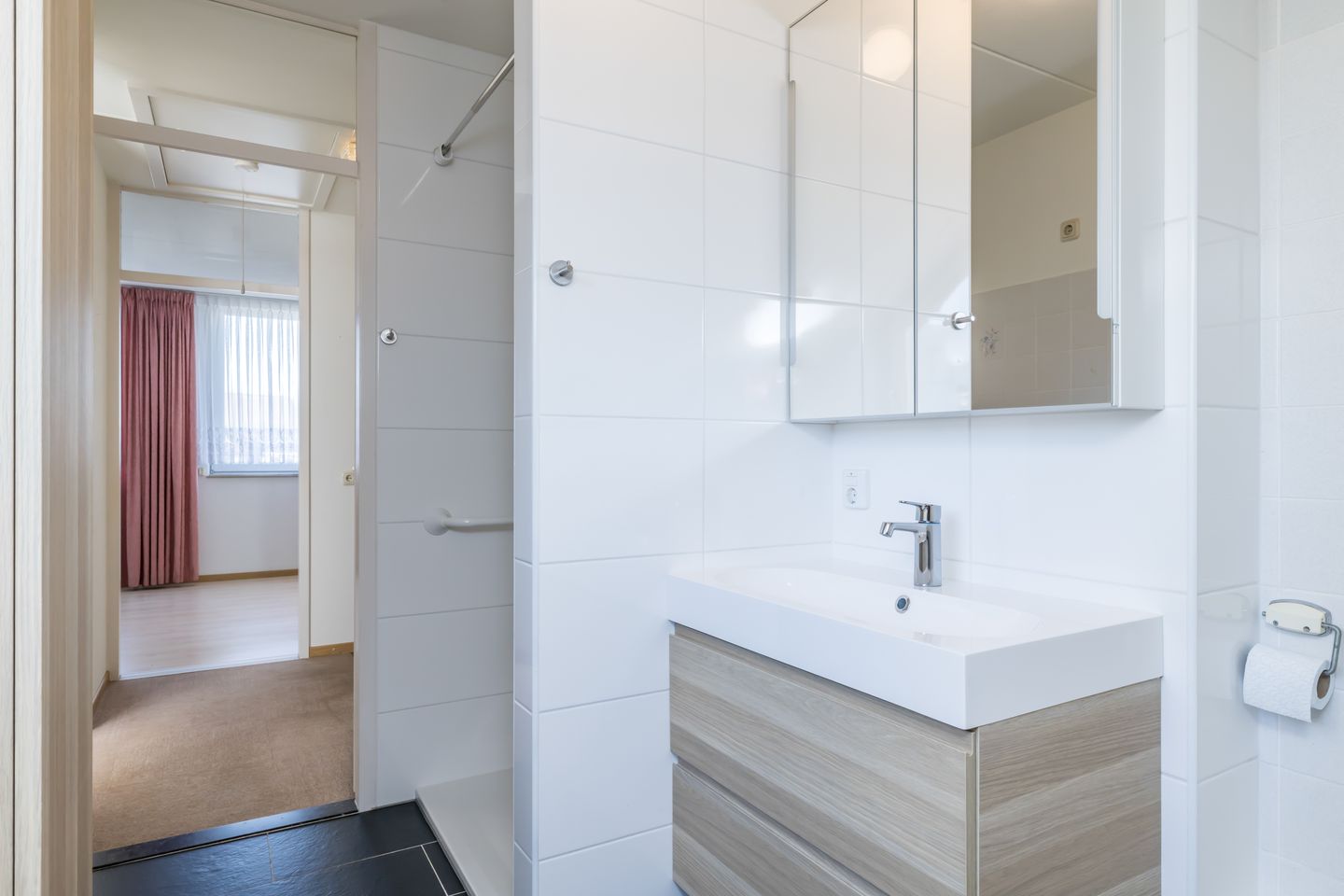 Foto 20 van Gouverneur Kremersstraat 1