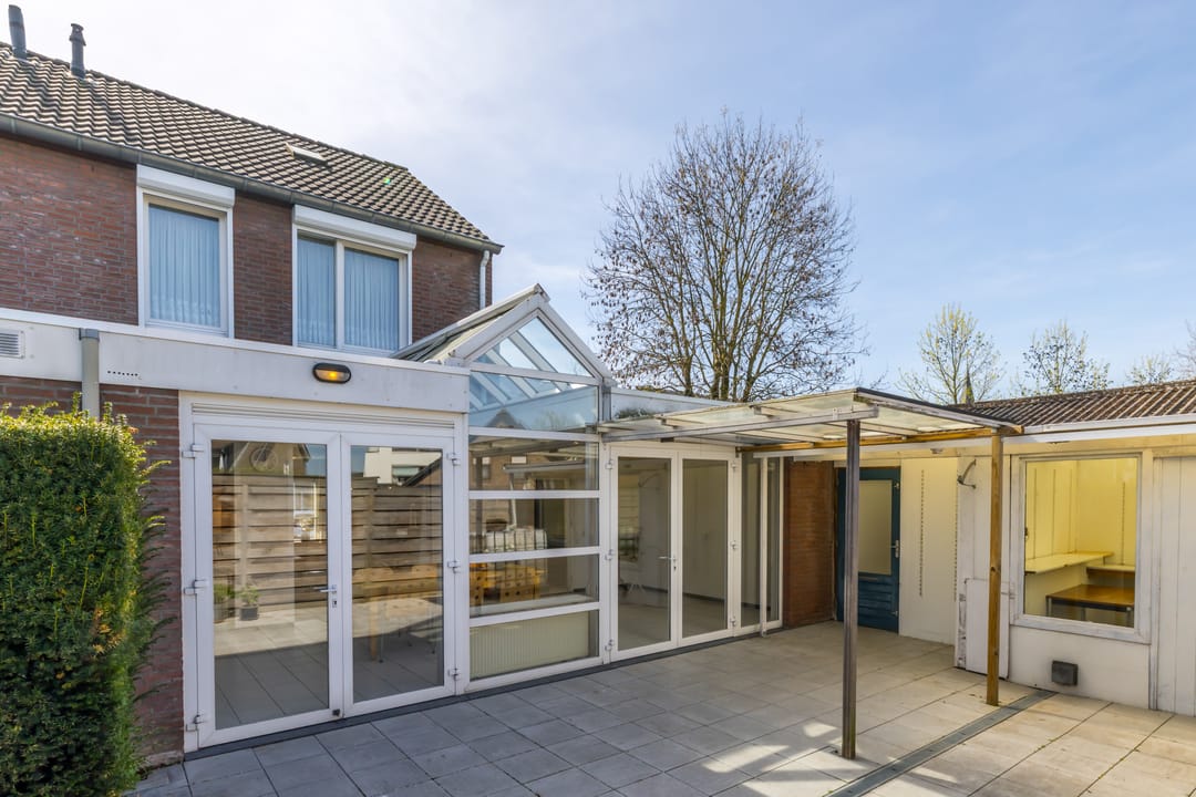 Foto 23 van Gouverneur Kremersstraat 1