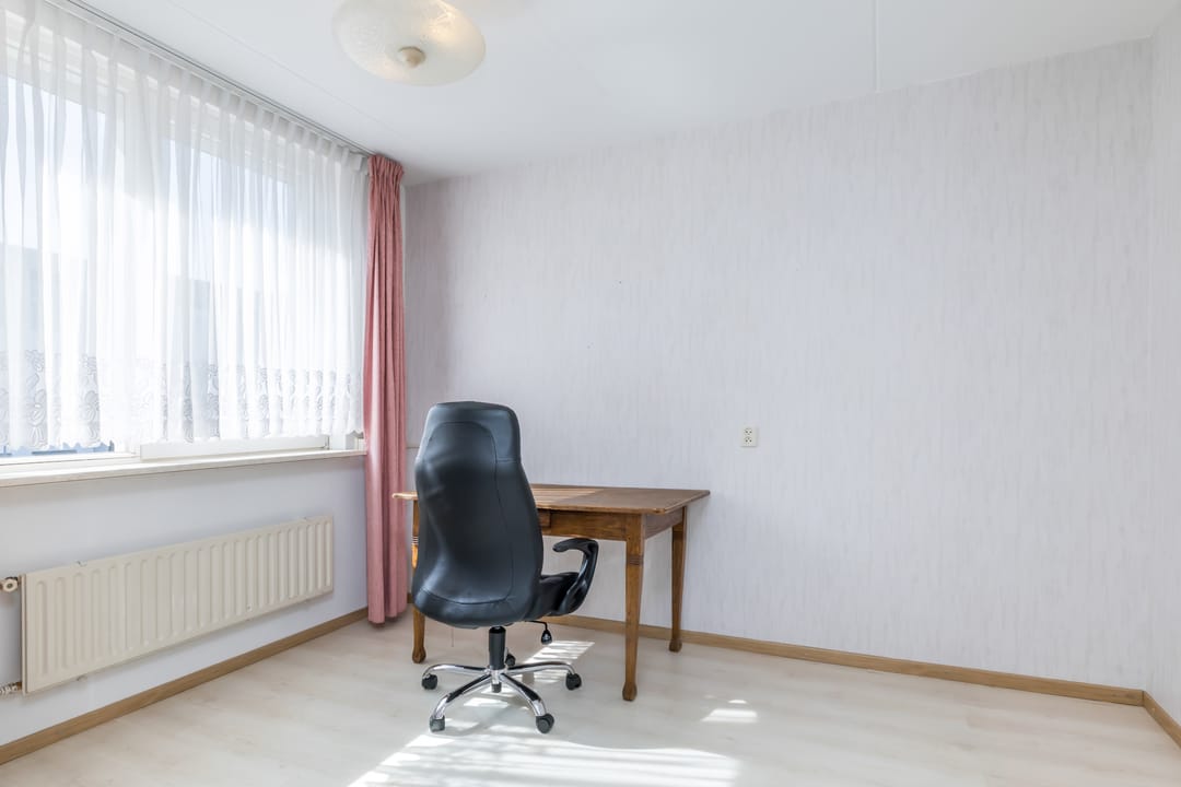 Foto 17 van Gouverneur Kremersstraat 1