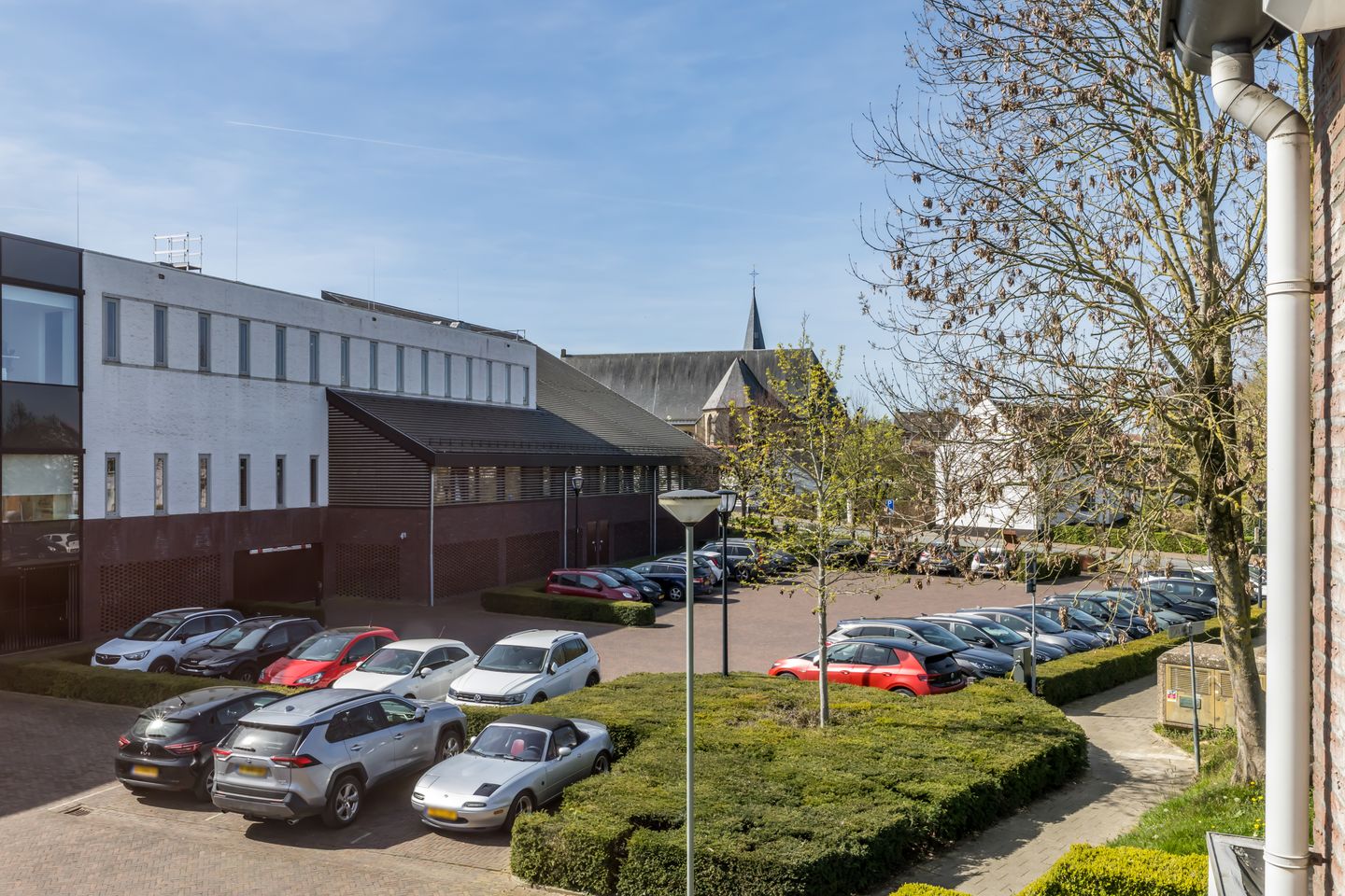 Foto 25 van Gouverneur Kremersstraat 1