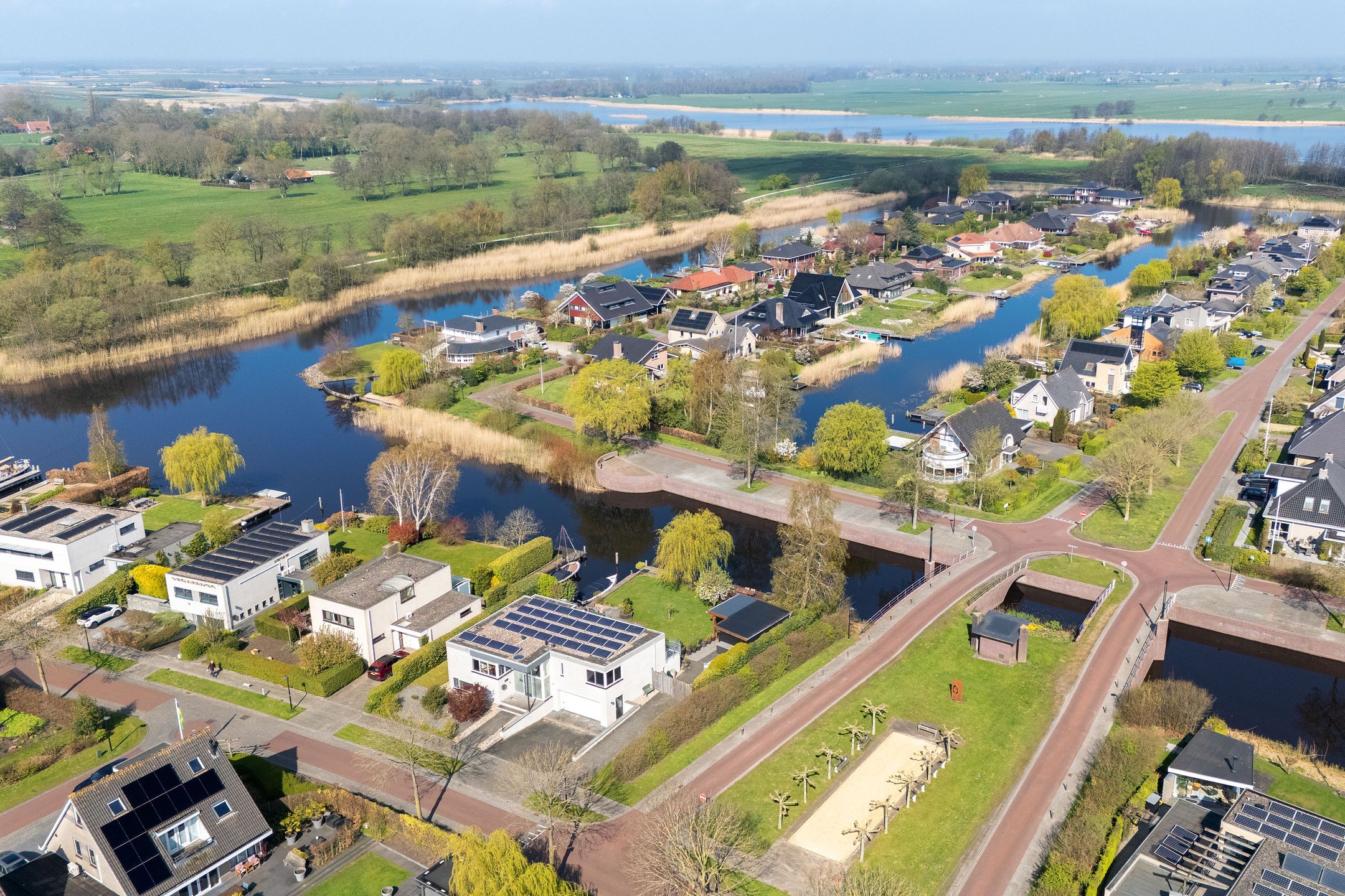 Photo 66 of Broekfinne 44