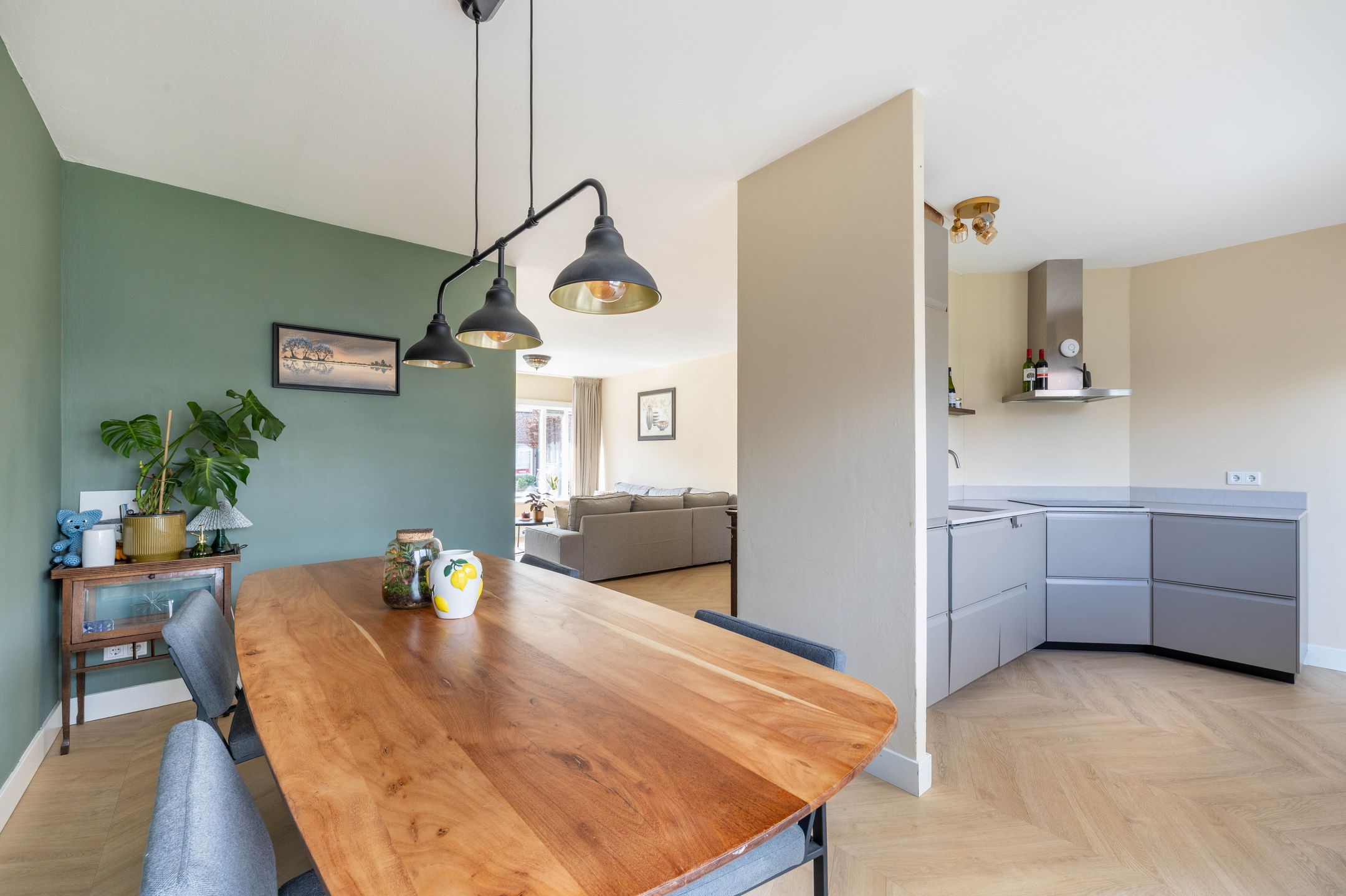 Foto 9 van Borg Ewsum 70