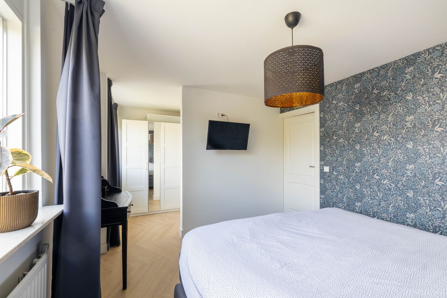 Foto 19 van Borg Ewsum 70