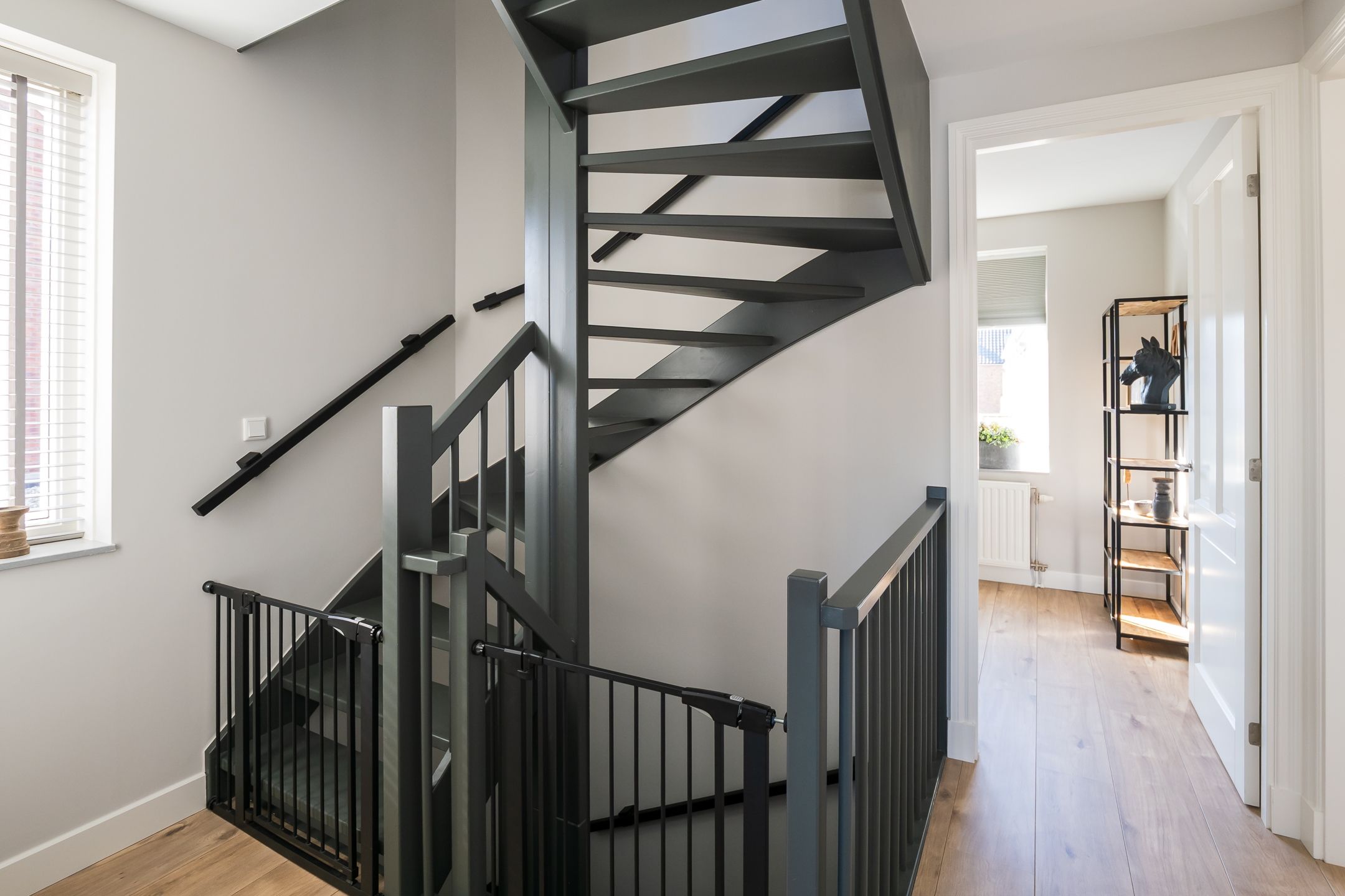 Photo 39 of Stevenstraat 9