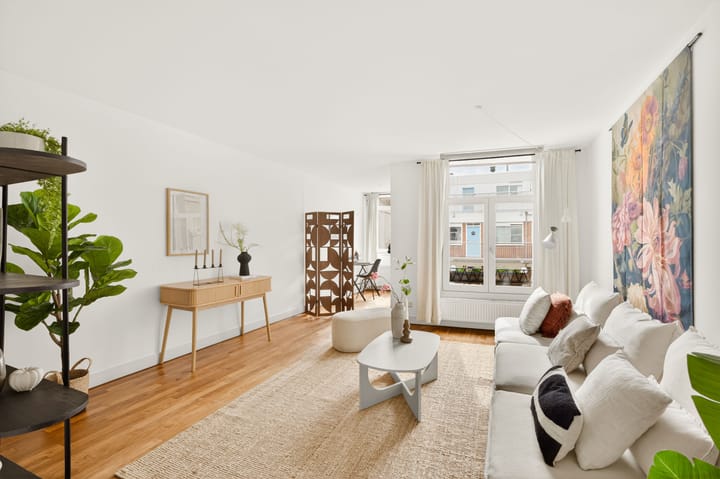 Photo 2 of Govert Flinckstraat 110-D