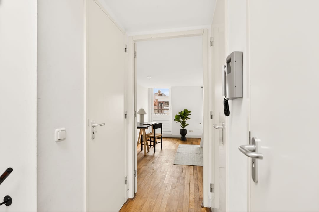 Photo 16 of Govert Flinckstraat 110-D