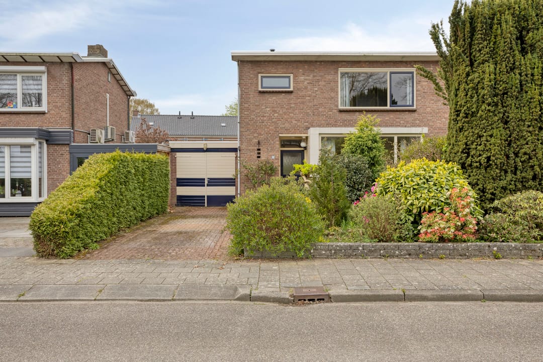 Foto 1 van Oosteinde 52