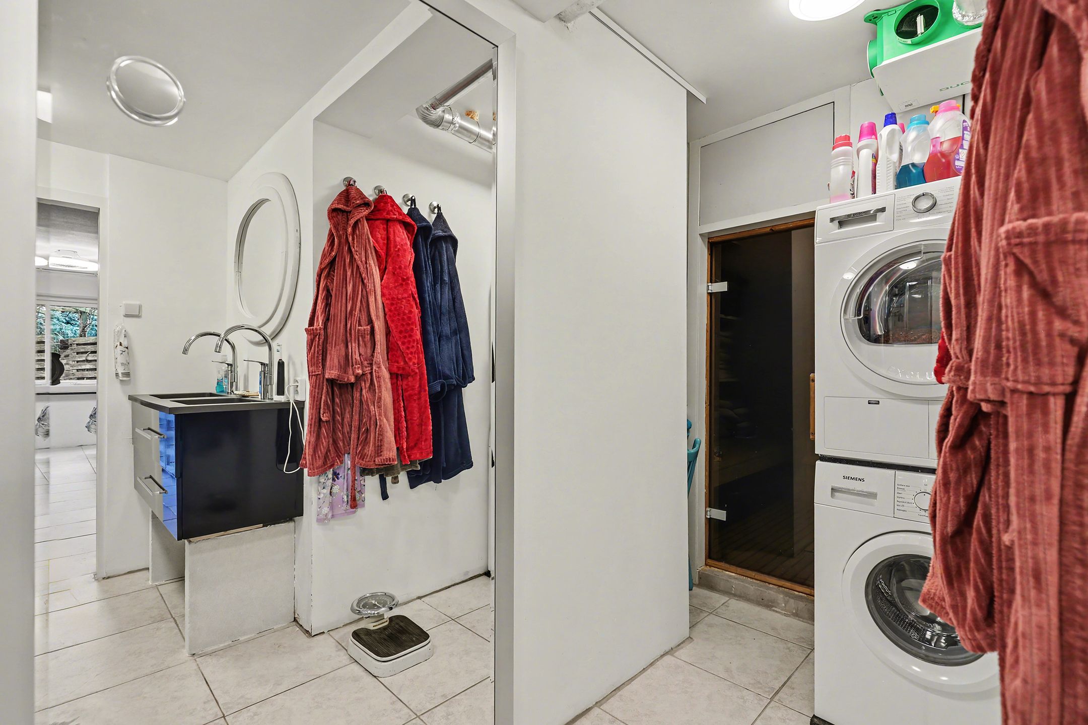 Spacious Ground Floor Apartment with Large Garden and Kangaroo Living Options — 39