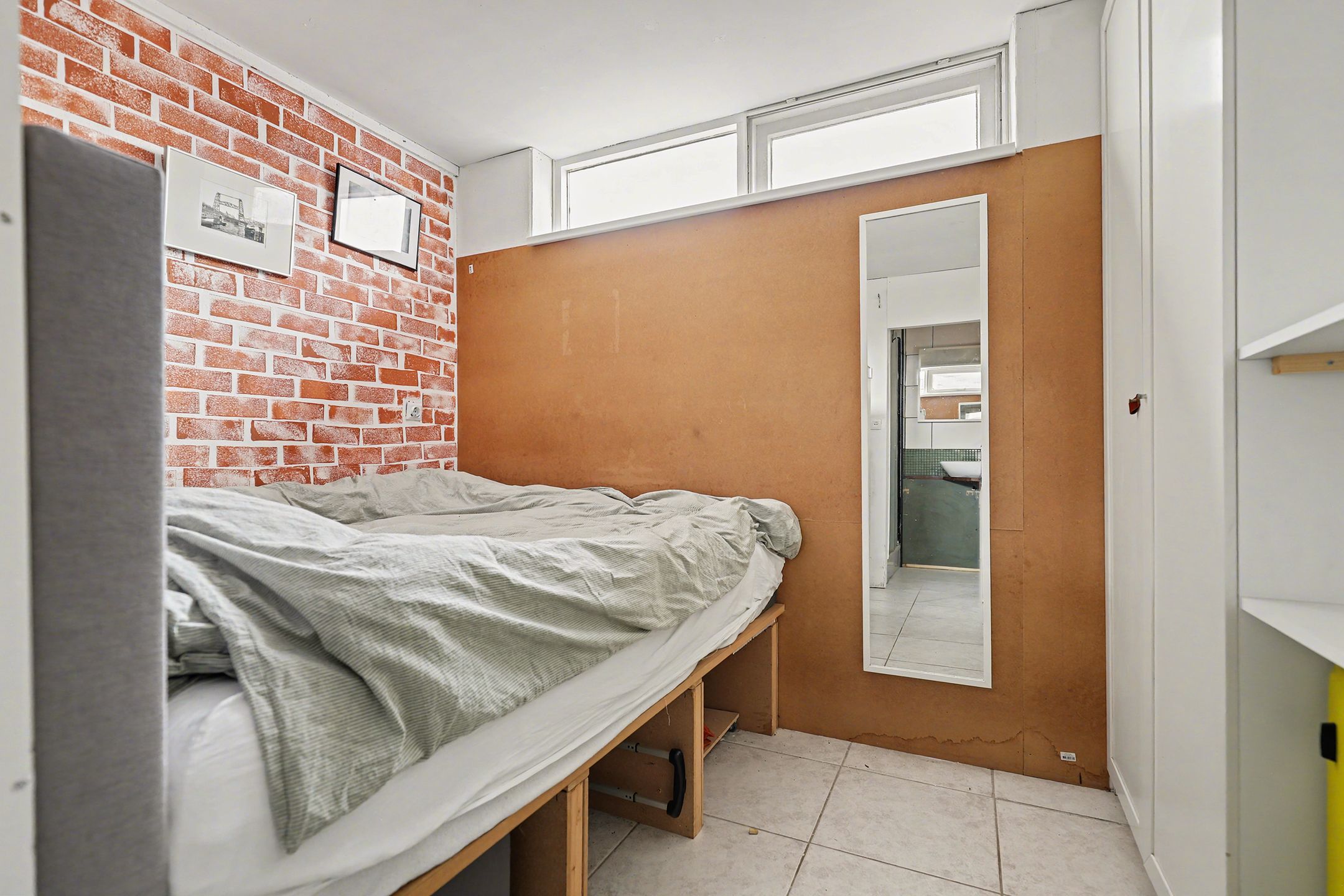 Spacious Ground Floor Apartment with Large Garden and Kangaroo Living Options — 21