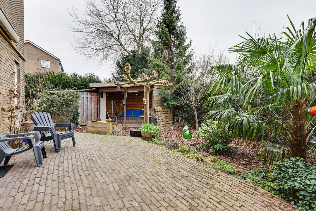 Spacious Ground Floor Apartment with Large Garden and Kangaroo Living Options — 43