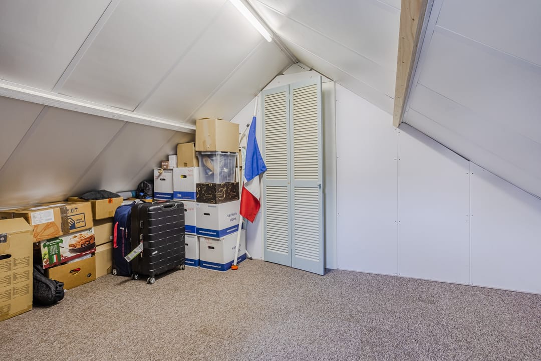 Fully Renovated Semi-Detached Home with South-West Garden and Energy Label A — 26