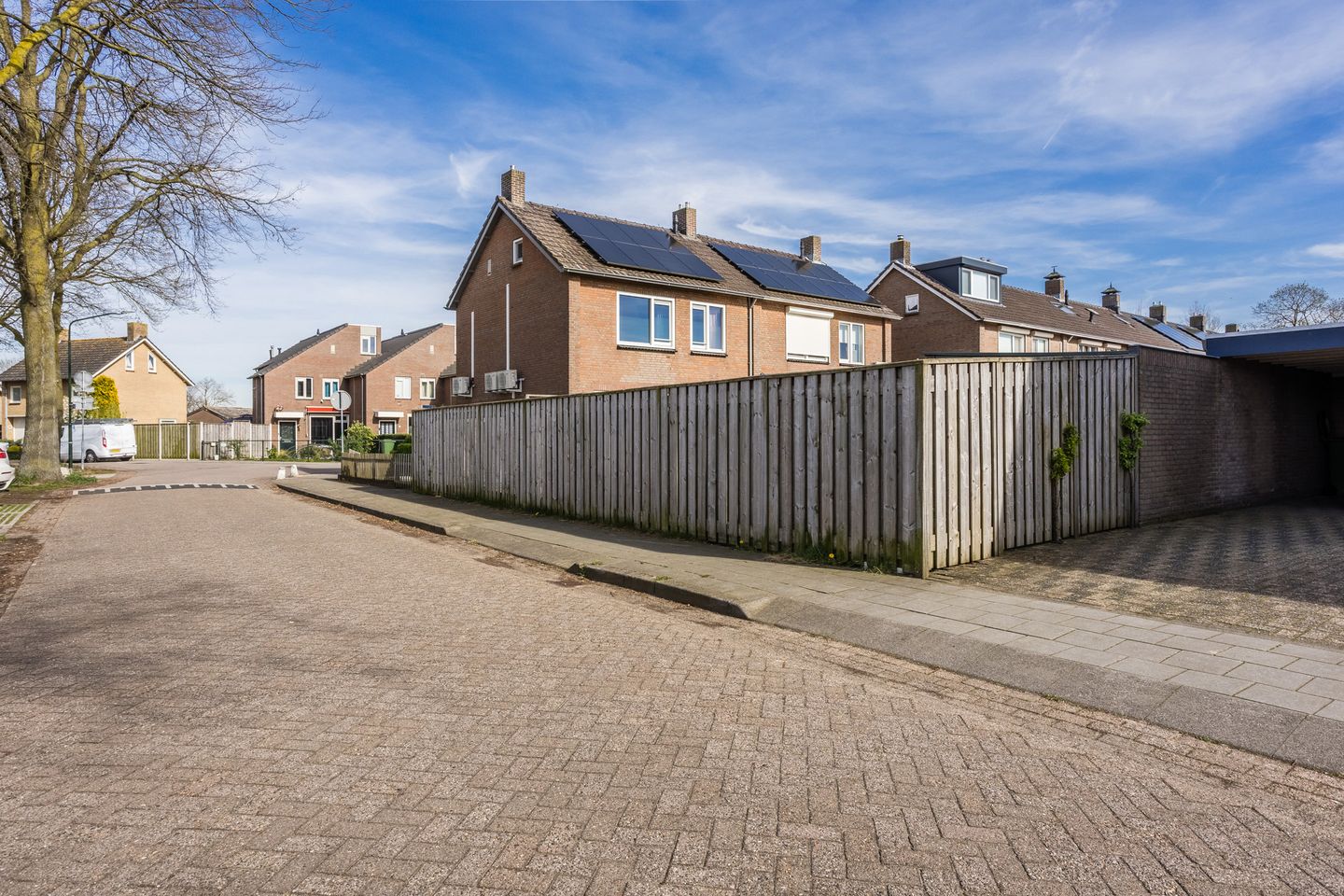 Fully Renovated Semi-Detached Home with South-West Garden and Energy Label A — 34