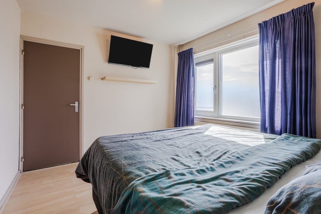 Fully Renovated Semi-Detached Home with South-West Garden and Energy Label A — 17