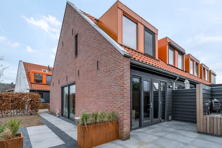 Foto 4 van Frisohof 5