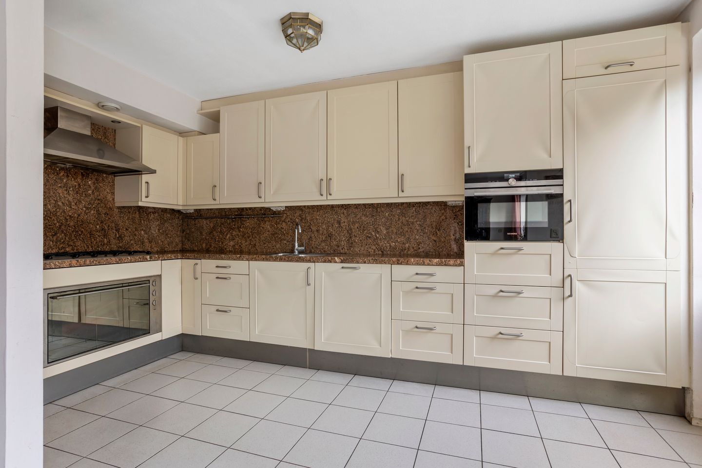 Foto 10 van Natuursteenlaan 91