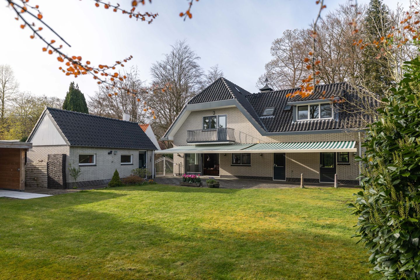 Foto 35 van Koningin Wilhelminalaan 20-A