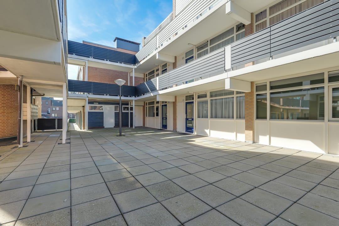 Foto 26 van Winkelwaard 219