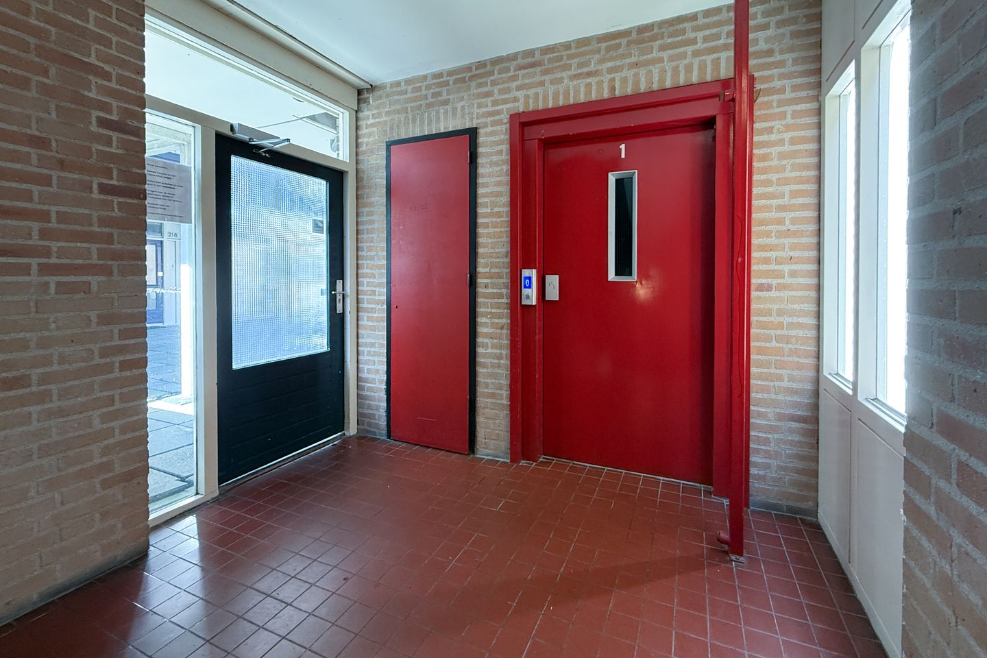 Foto 29 van Winkelwaard 219