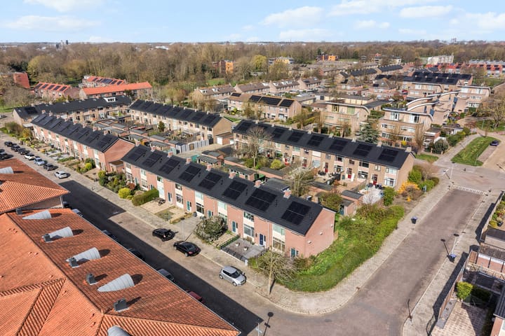 Foto 2 van Jonkheer Jacob van Veenstraat 39