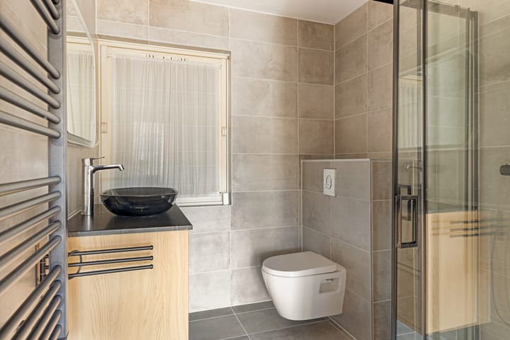 Photo 3 of Busweg 51