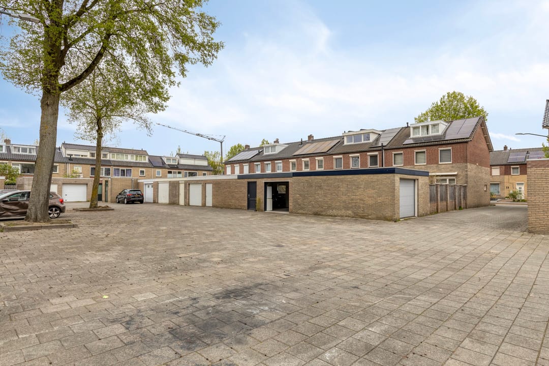 Foto 37 van Kerstroosstraat 17