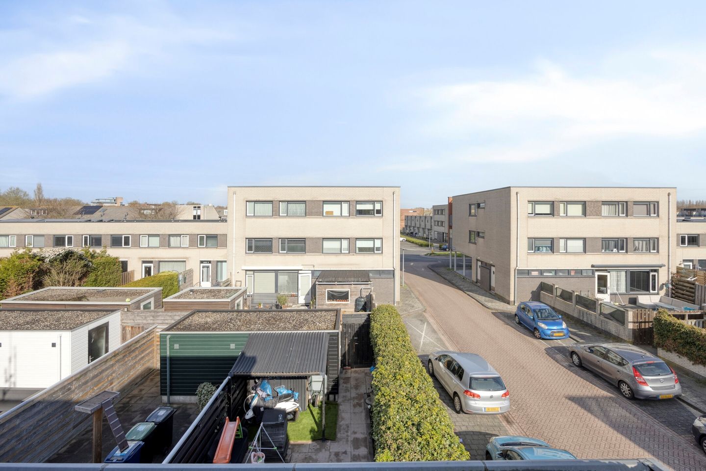 Modern Corner Home with Four Bedrooms in Family-Friendly Filmwijk — 34