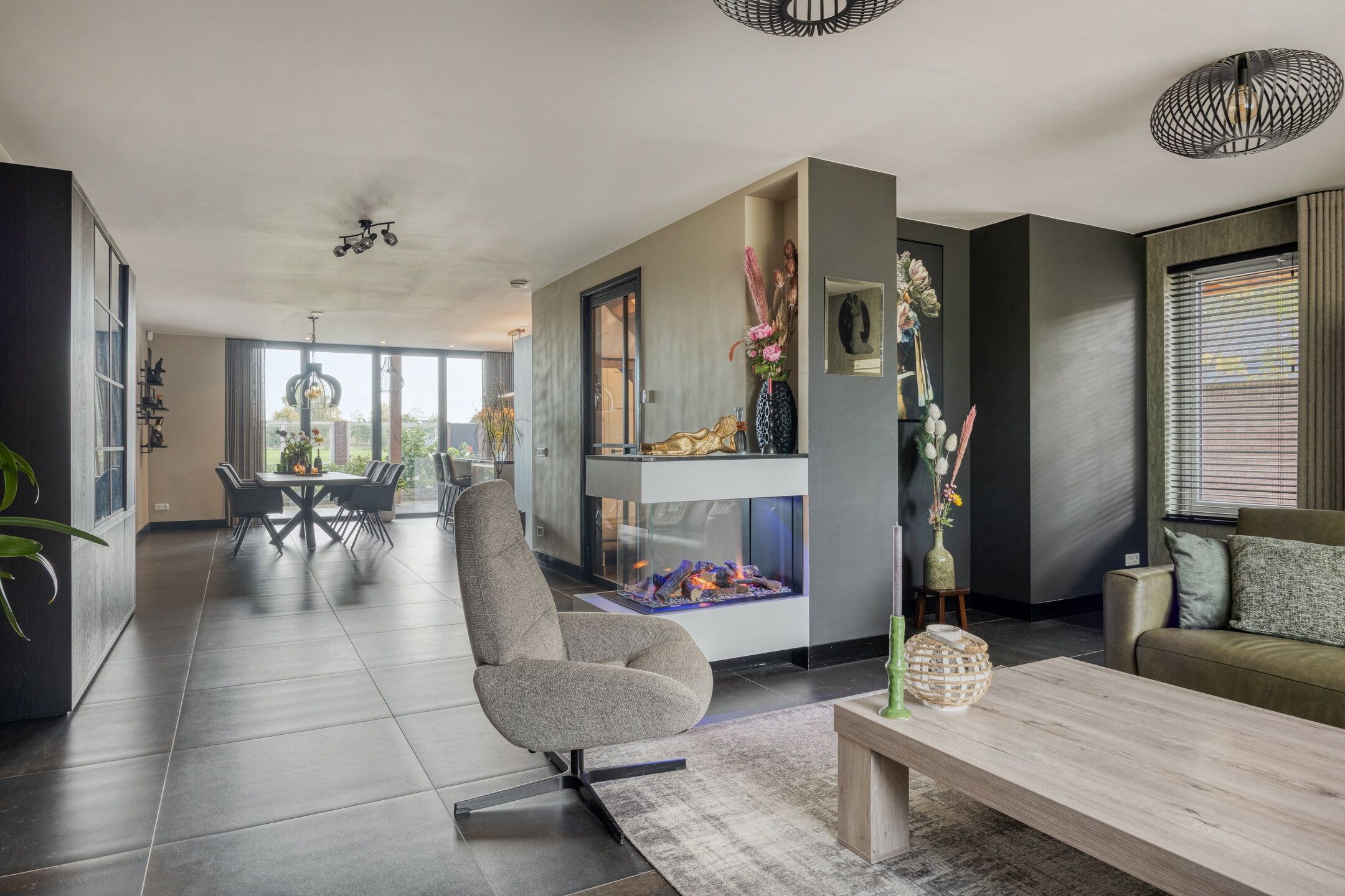 Foto 18 van Grinsel 87-A