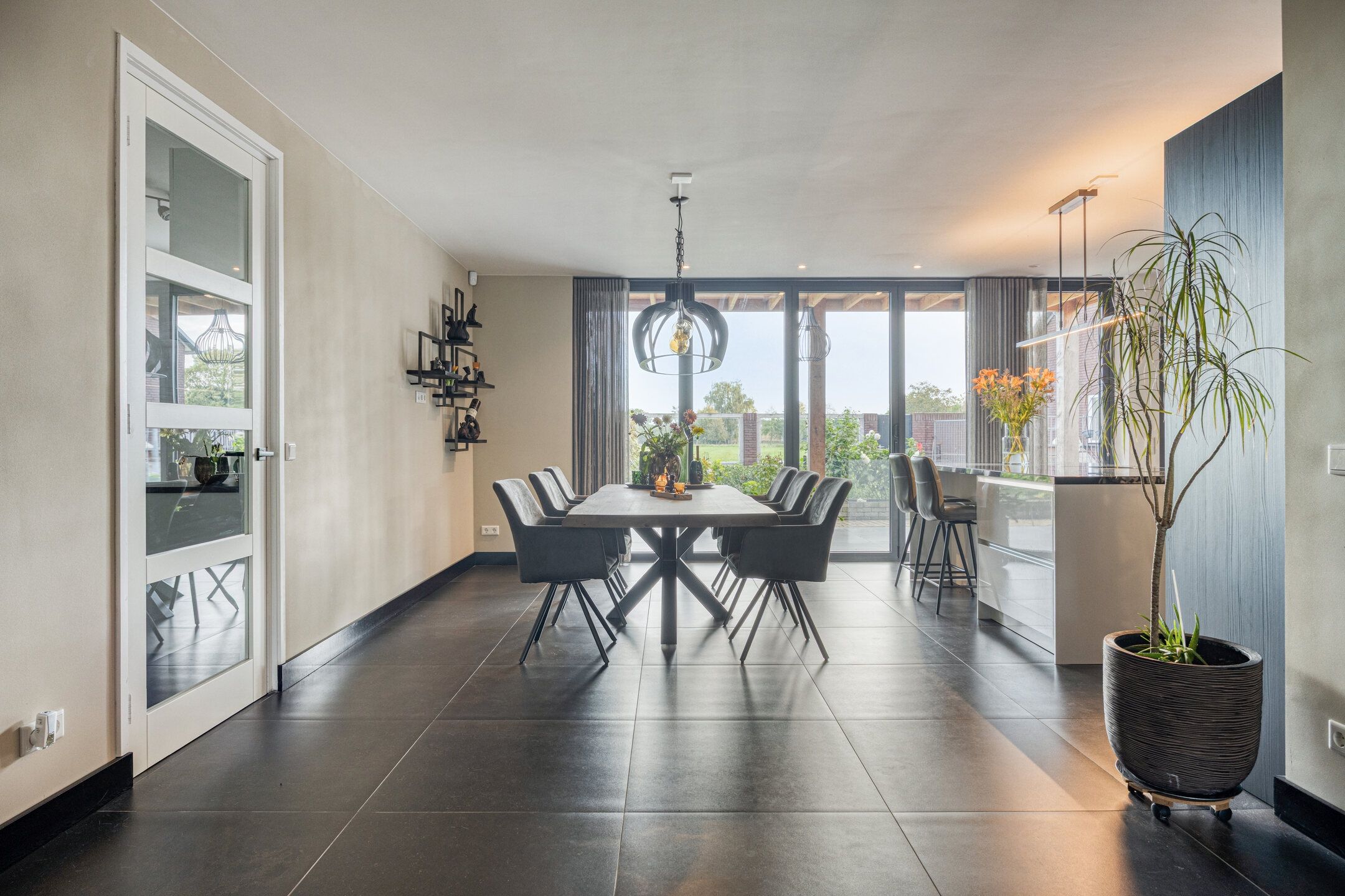 Foto 21 van Grinsel 87-A