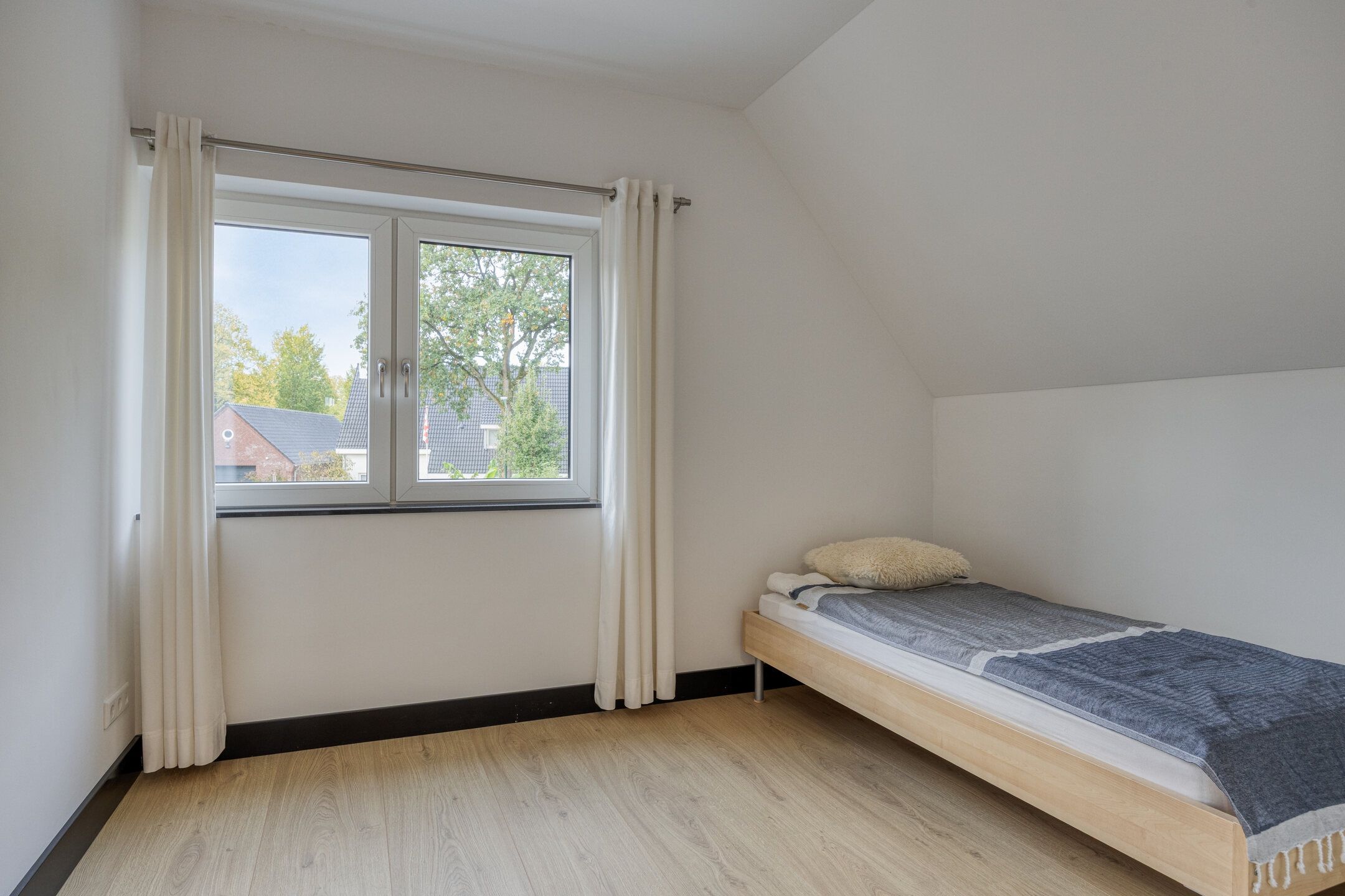 Foto 45 van Grinsel 87-A