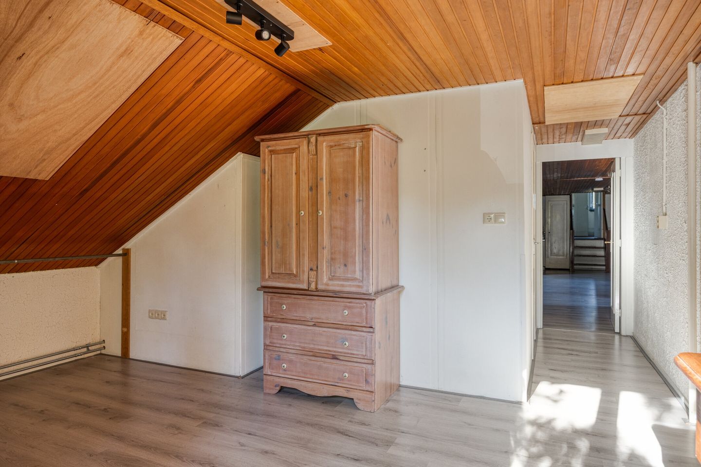 Foto 64 van Grinsel 87-A