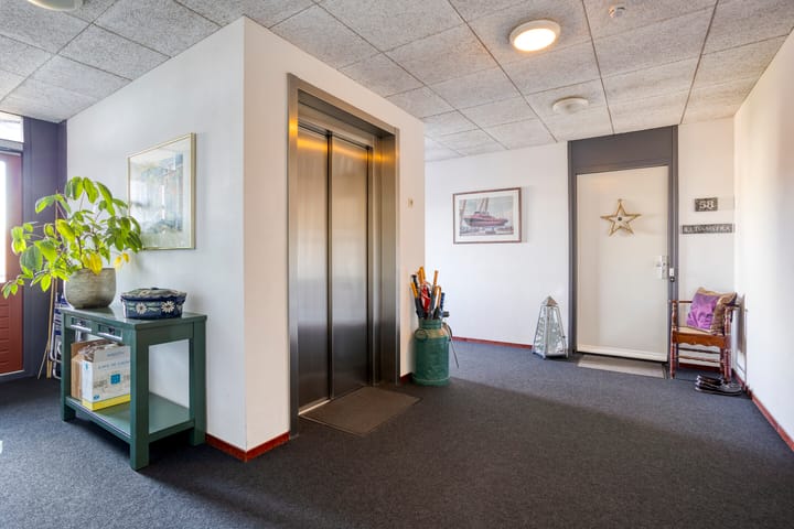 Photo 4 of Burgemeester Dolmanslaan 56