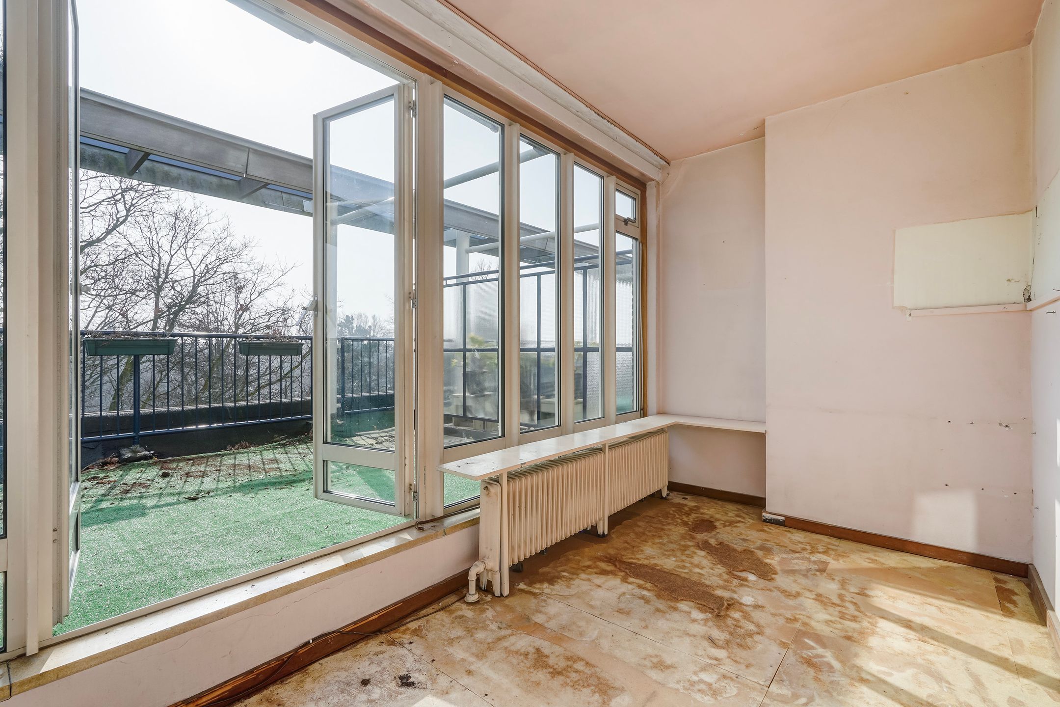 Sunny five-room maisonette with roof terrace in Vogelwijk, The Hague — 27