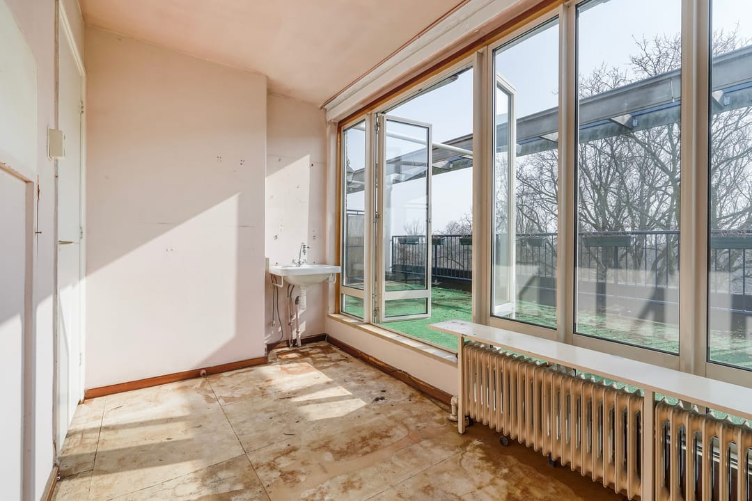 Sunny five-room maisonette with roof terrace in Vogelwijk, The Hague — 26