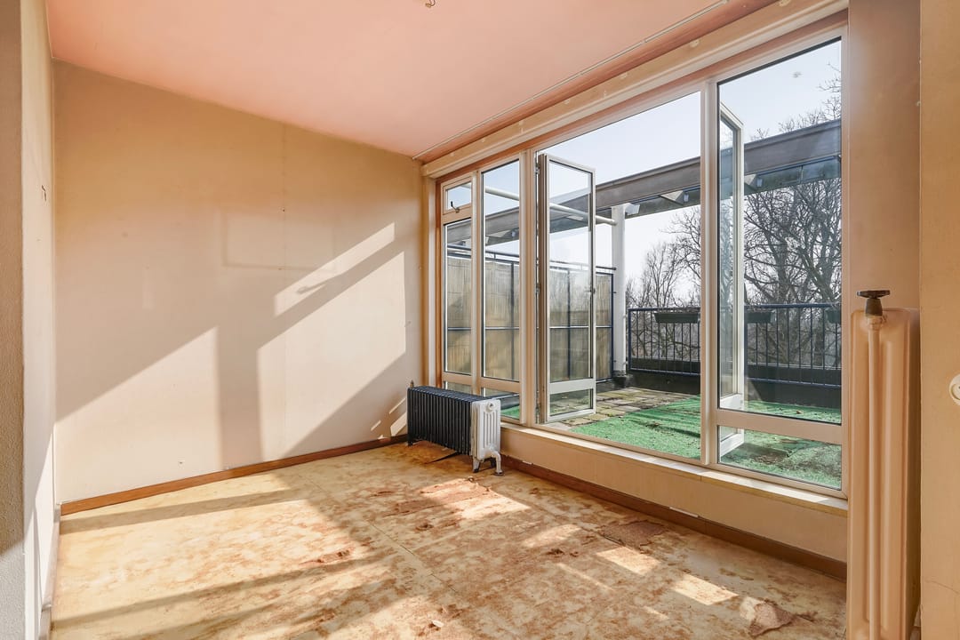 Sunny five-room maisonette with roof terrace in Vogelwijk, The Hague — 31