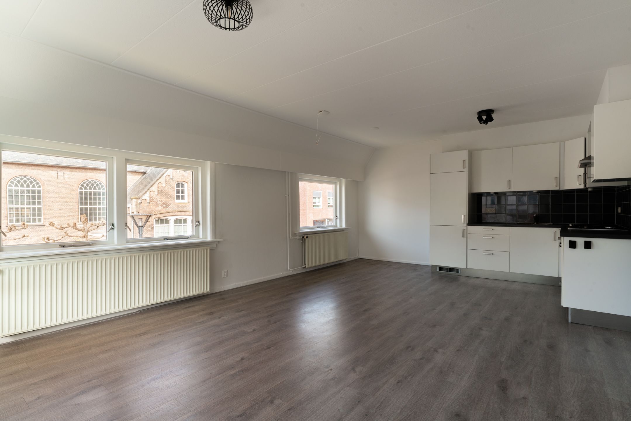 Photo 9 of Weverstraat 1-A