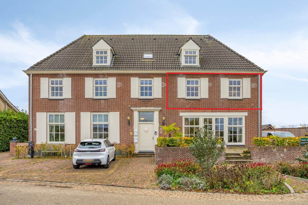 Photo 1 of Everdineweerd 13-A