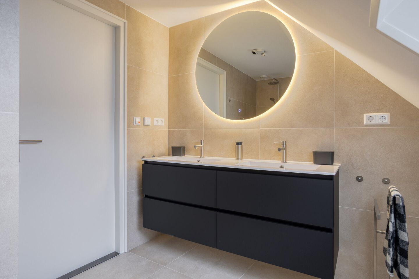 Photo 29 of Everdineweerd 13-A